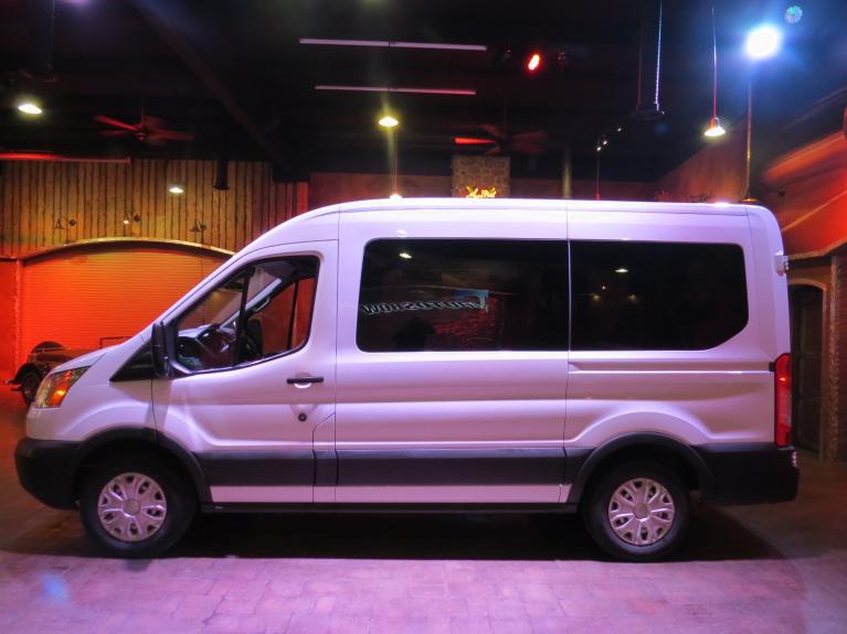 Used 10 fashion passenger vans for