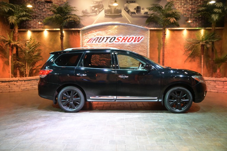 black 2014 nissan pathfinder