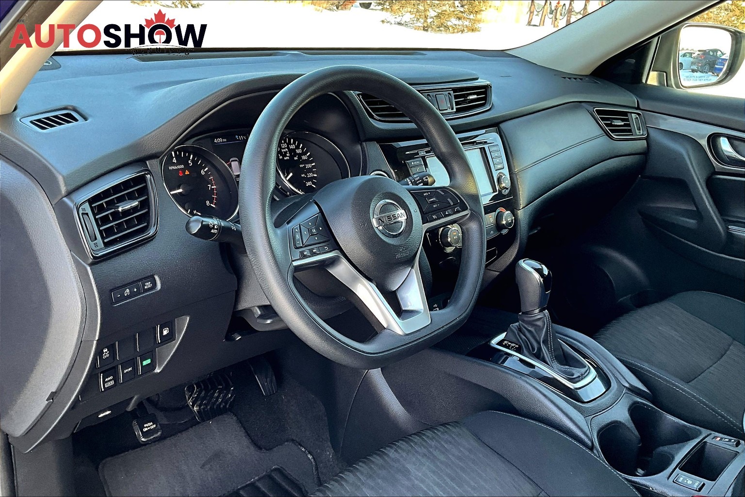 used 2018 Nissan Rogue car