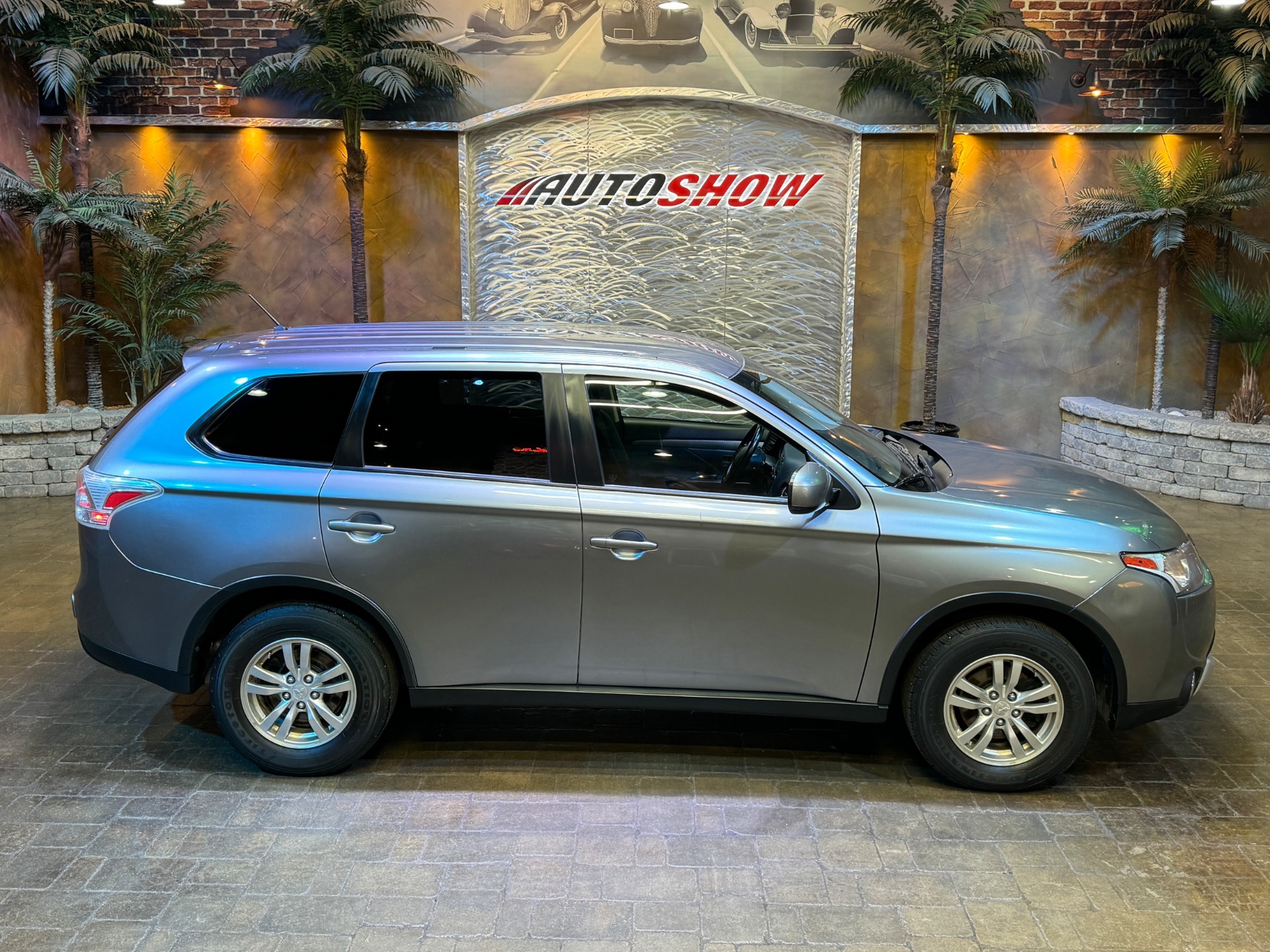 used 2015 Mitsubishi Outlander car, priced at $12,999