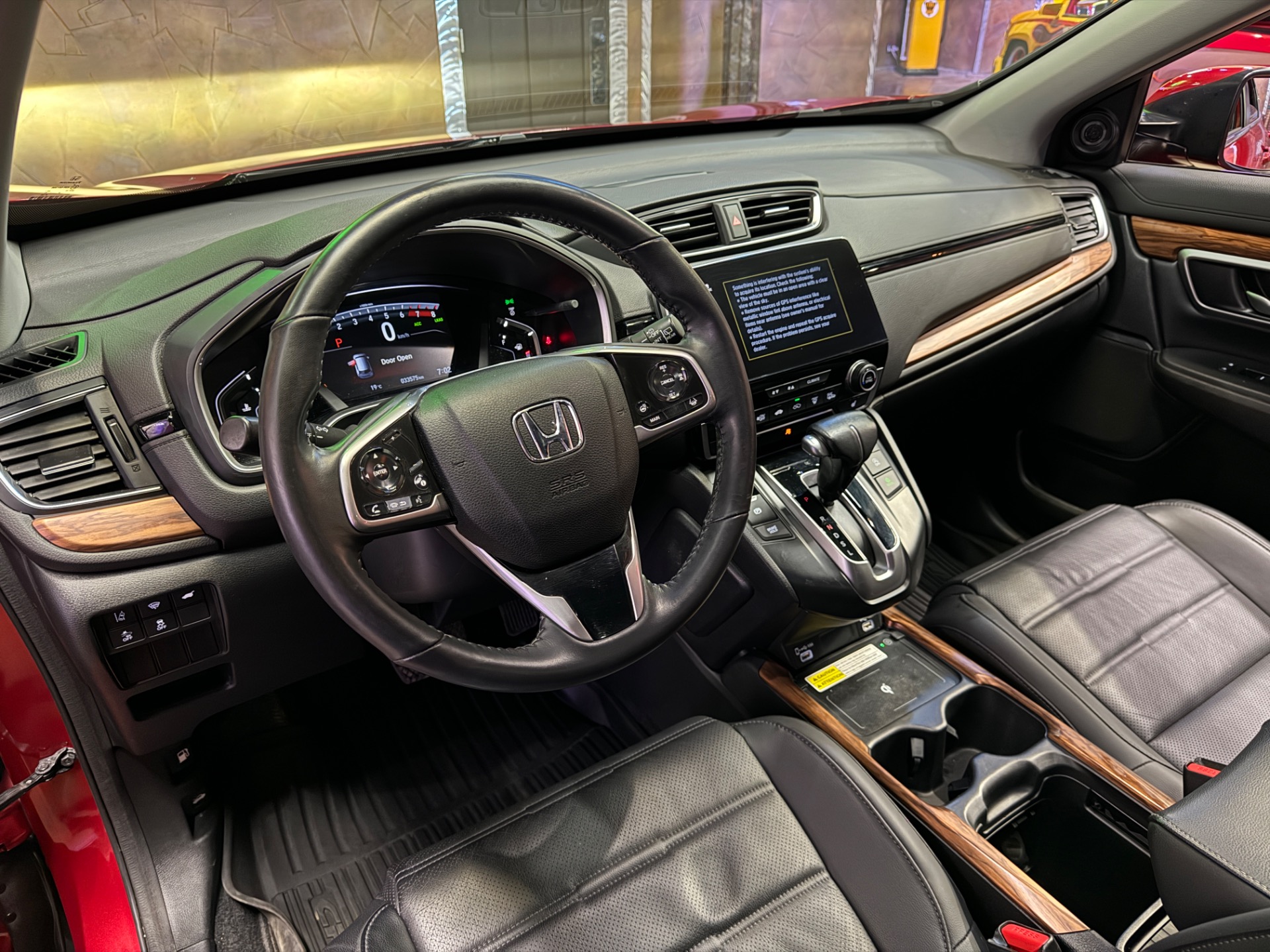 used 2020 Honda CR-V car, priced at $35,799