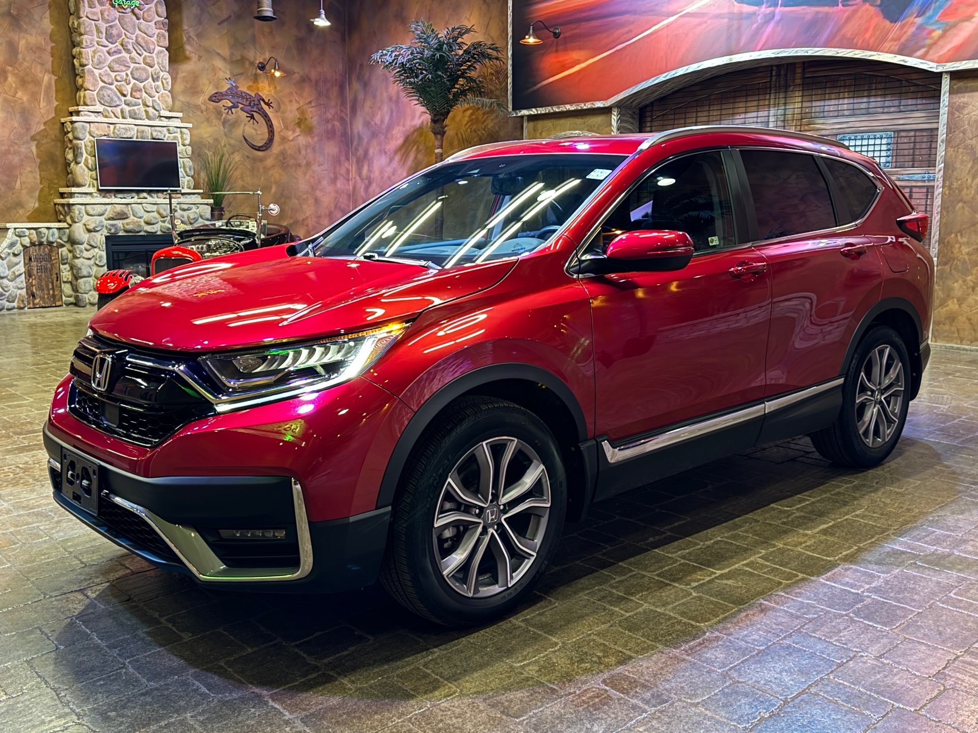 used 2020 Honda CR-V car, priced at $35,799