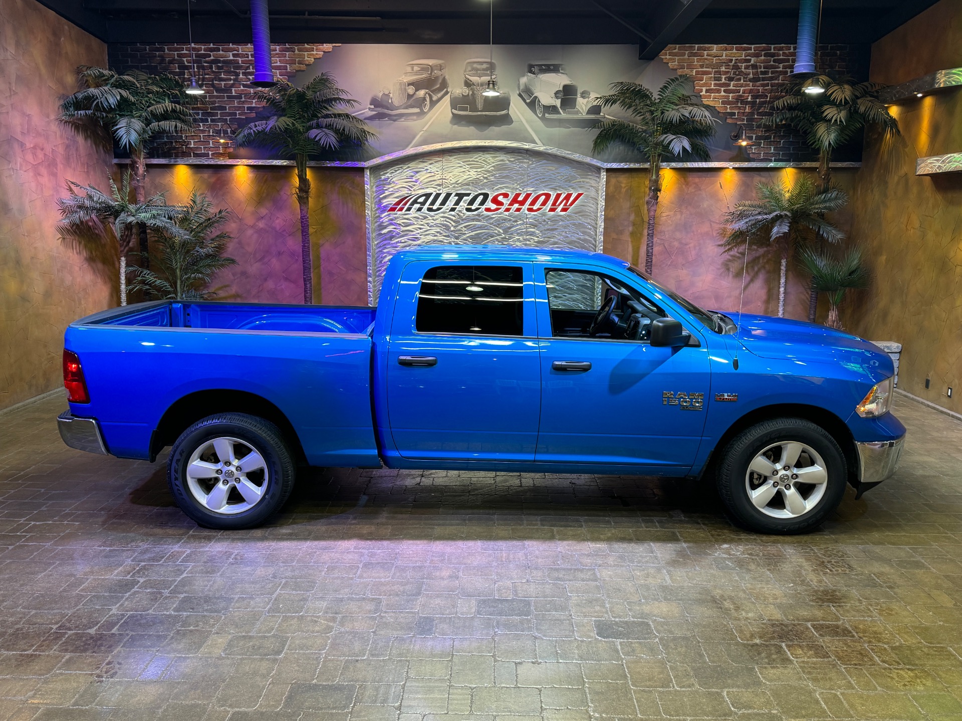 used 2022 Ram 1500 Classic car, priced at $39,999