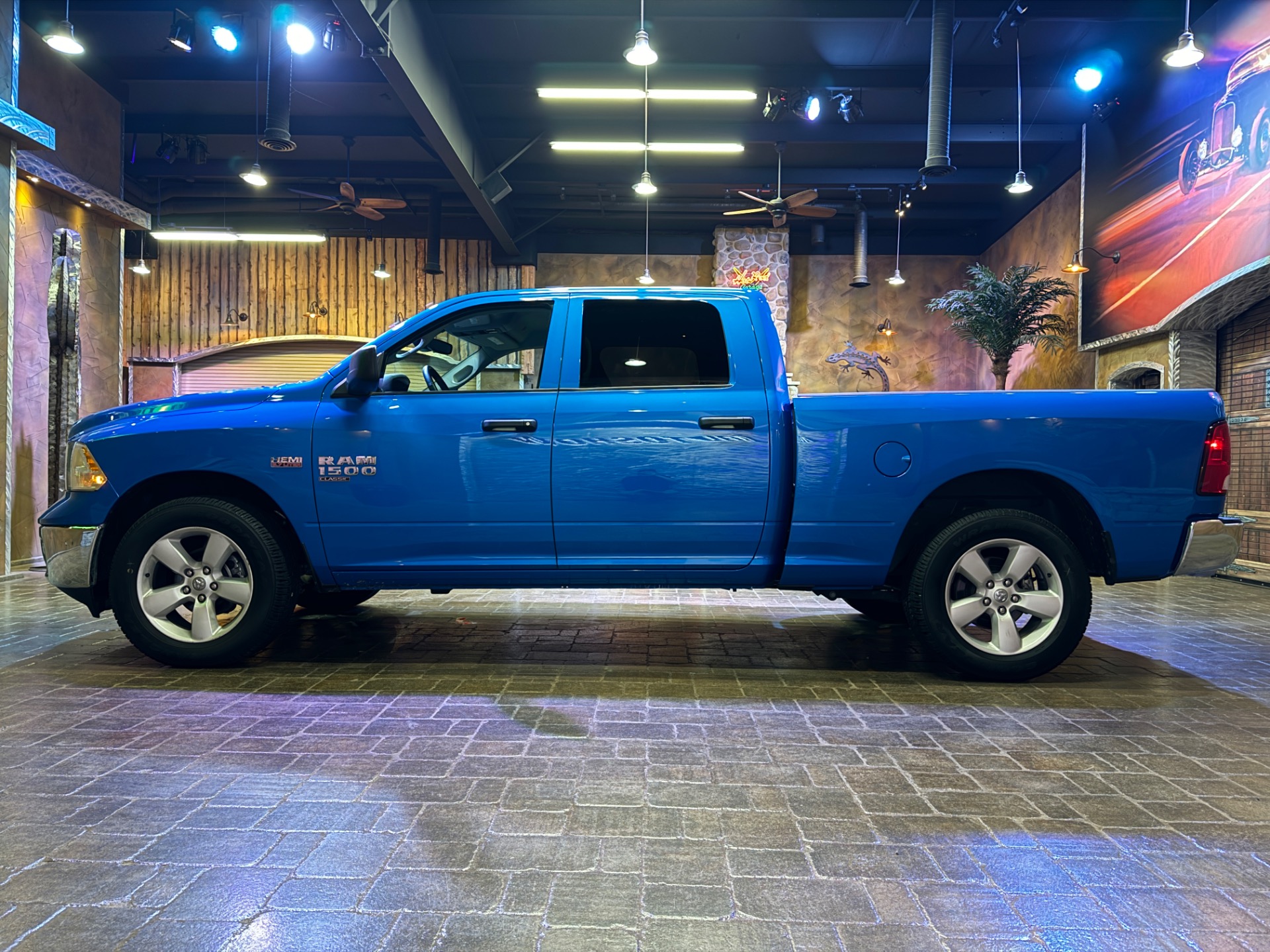 used 2022 Ram 1500 Classic car, priced at $39,999