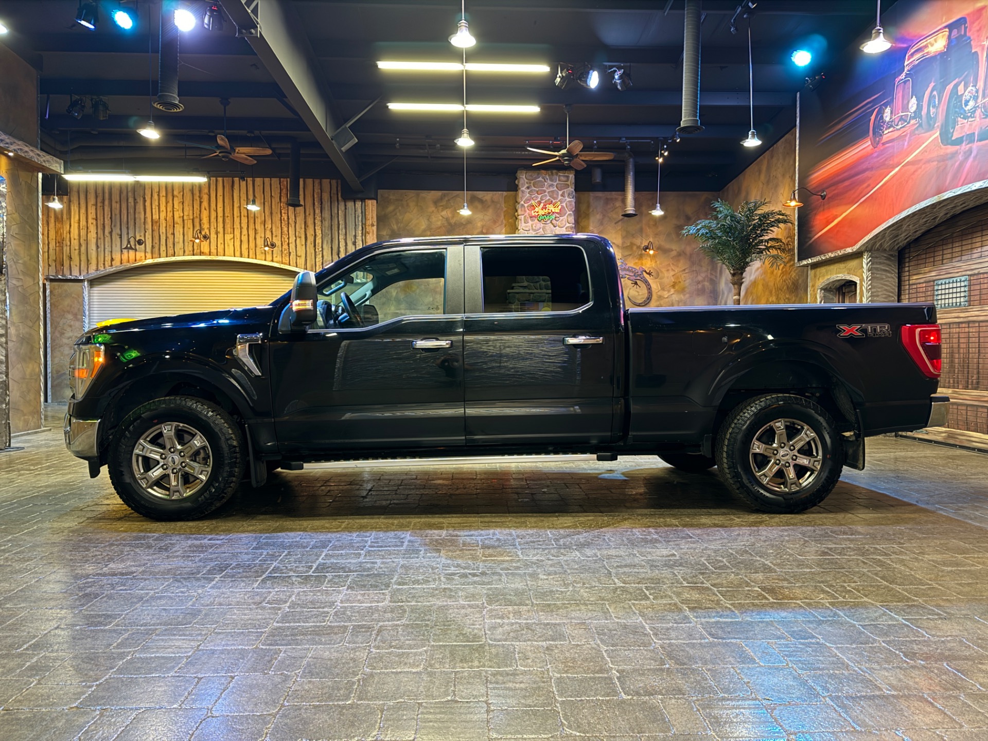 used 2022 Ford F-150 car, priced at $41,999