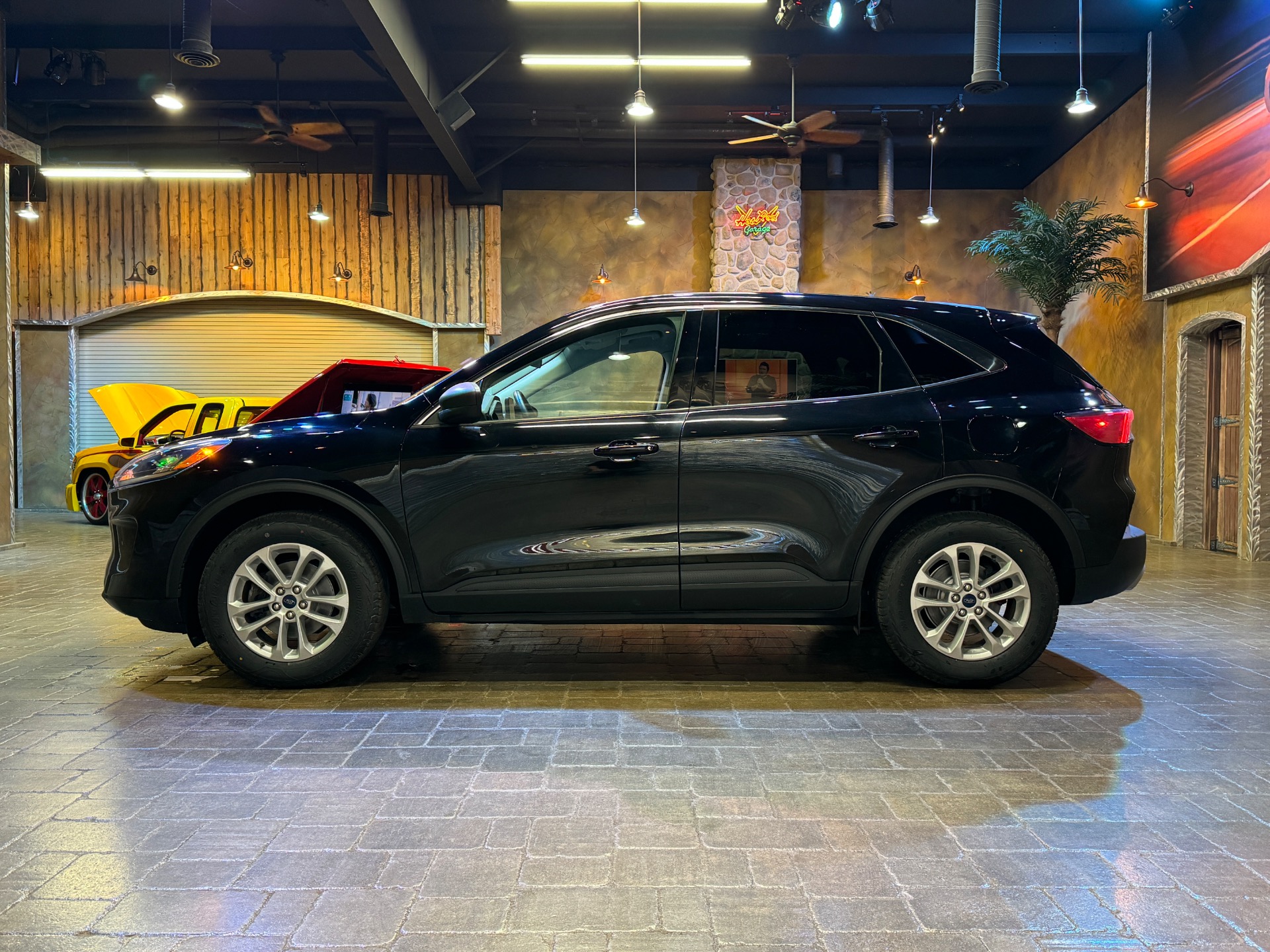 used 2022 Ford Escape car, priced at $26,699