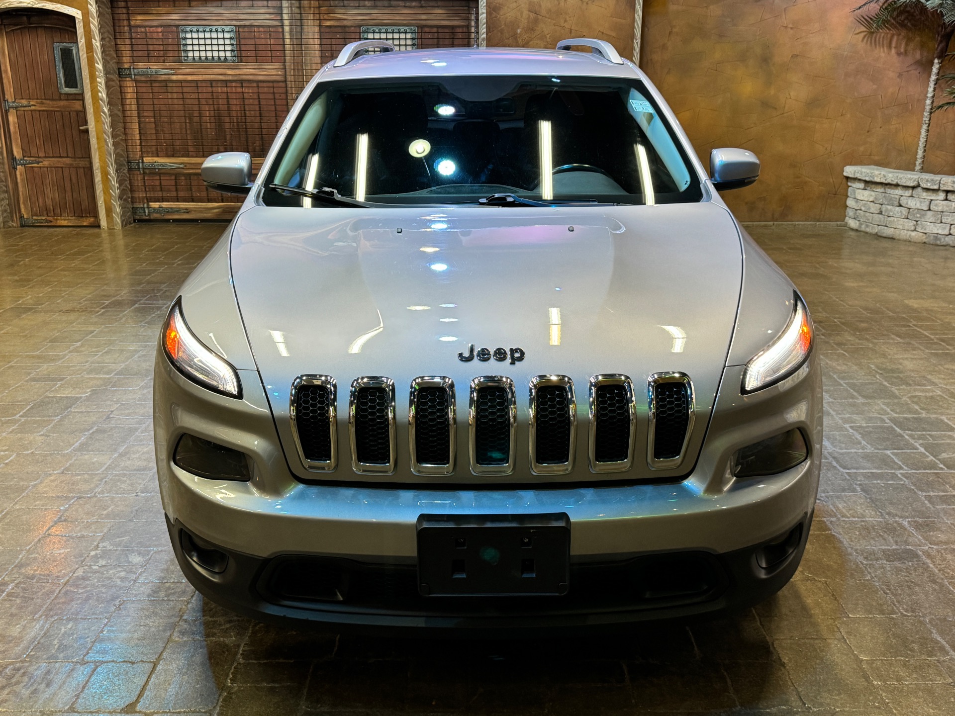 used 2018 Jeep Cherokee car, priced at $21,499