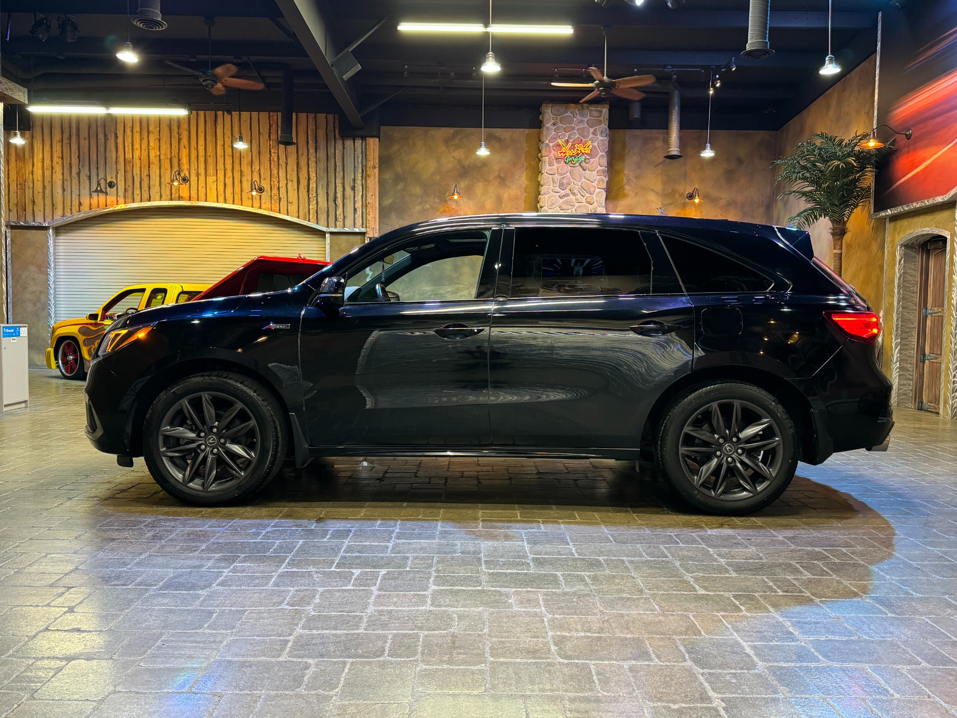 used 2019 Acura MDX car, priced at $36,604