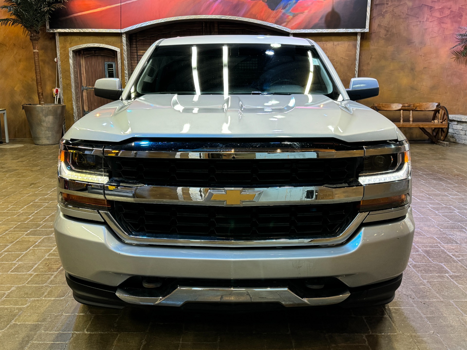 used 2018 Chevrolet Silverado 1500 car, priced at $30,999