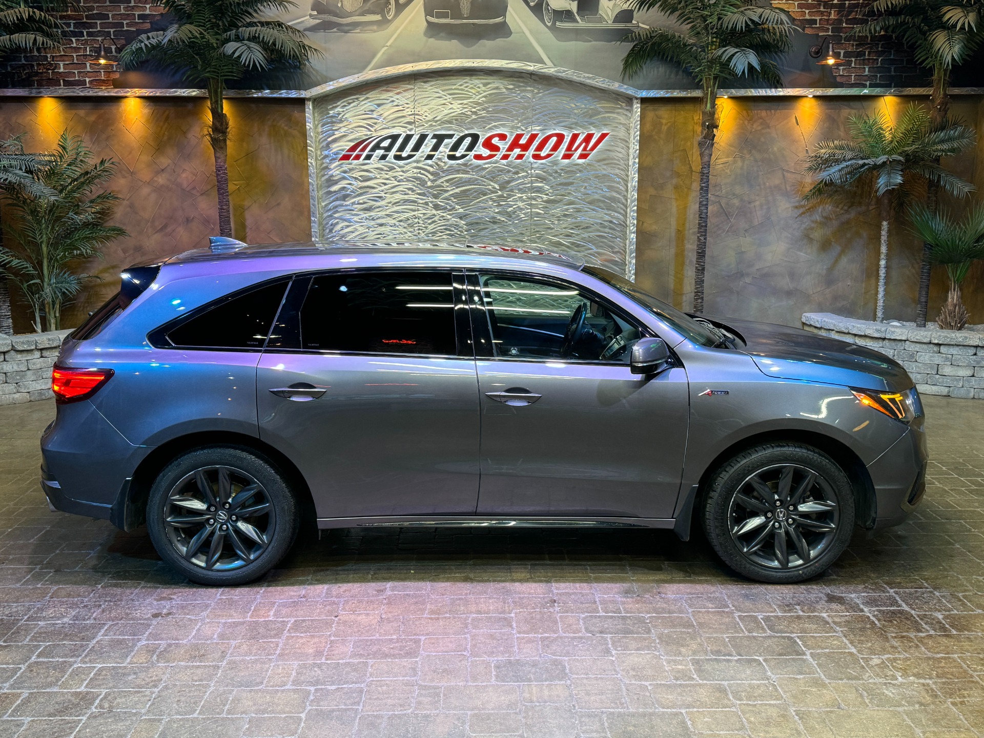 used 2020 Acura MDX car, priced at $39,999