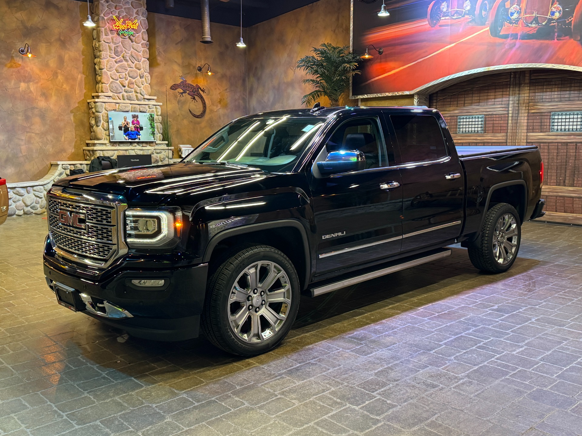 used 2017 GMC Sierra 1500 car, priced at $36,999