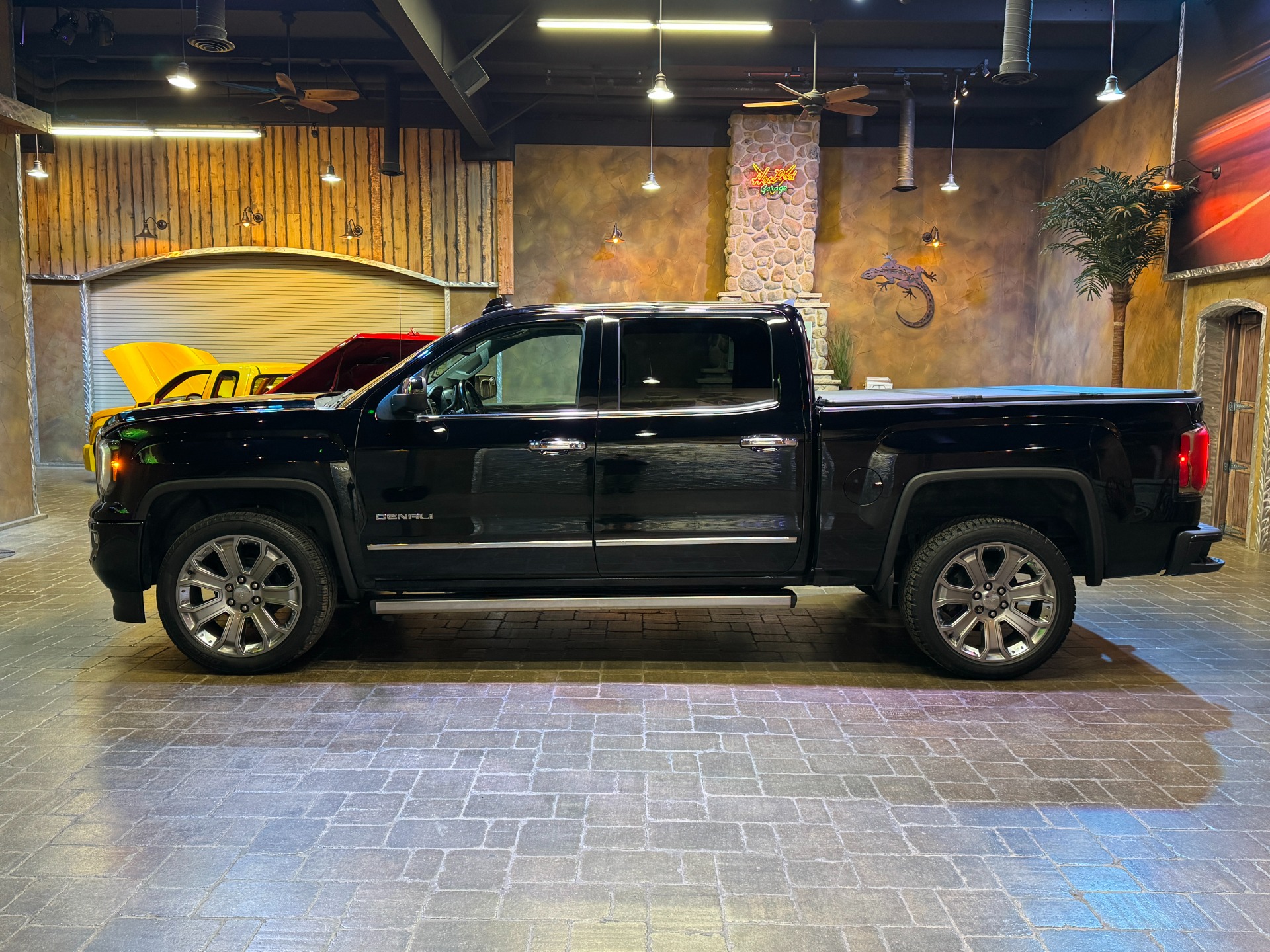 used 2017 GMC Sierra 1500 car, priced at $36,999