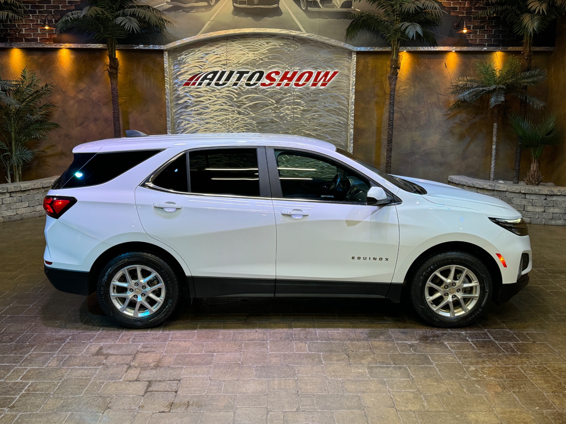 used 2022 Chevrolet Equinox car