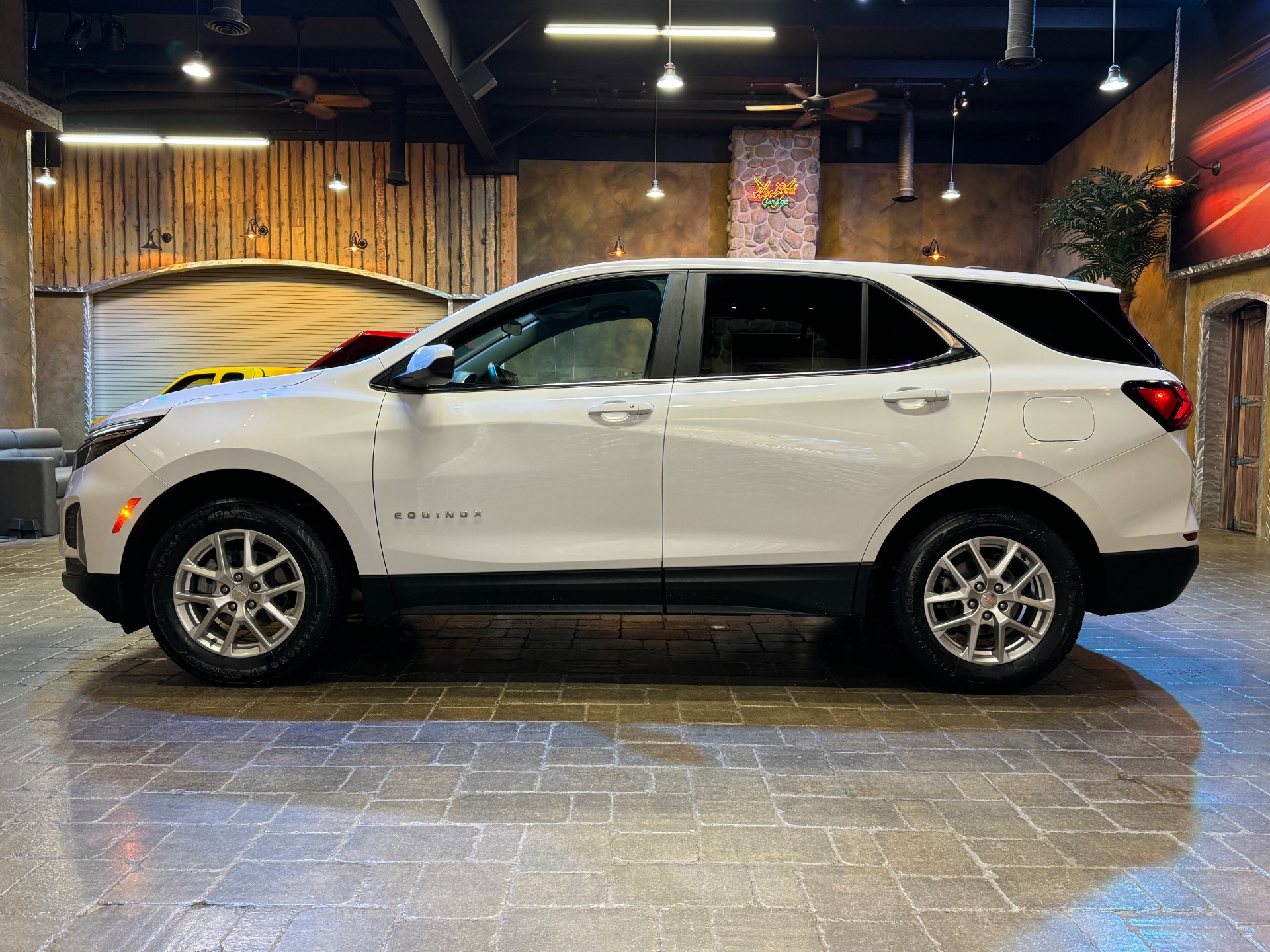 used 2022 Chevrolet Equinox car