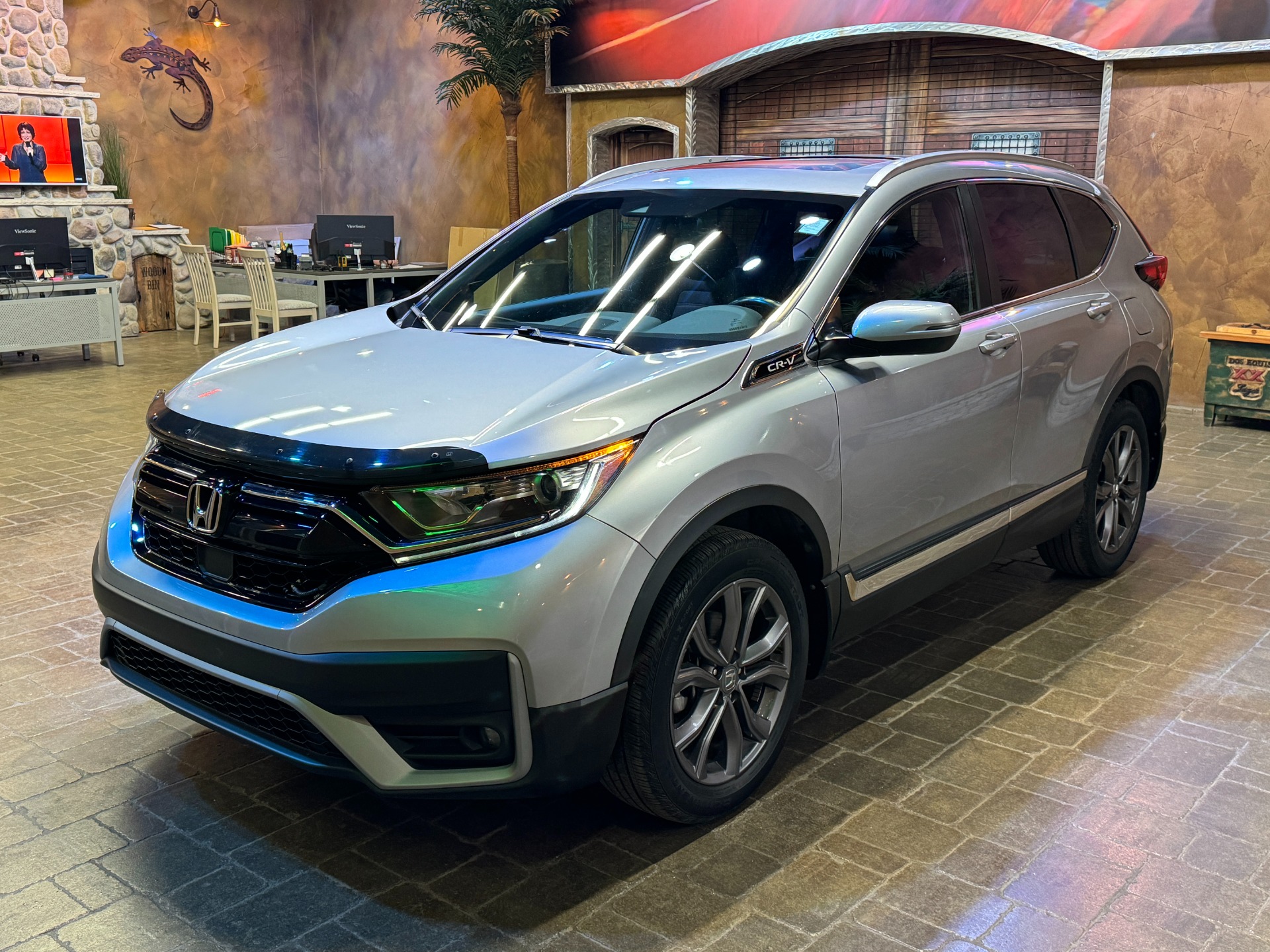 used 2021 Honda CR-V car, priced at $33,981