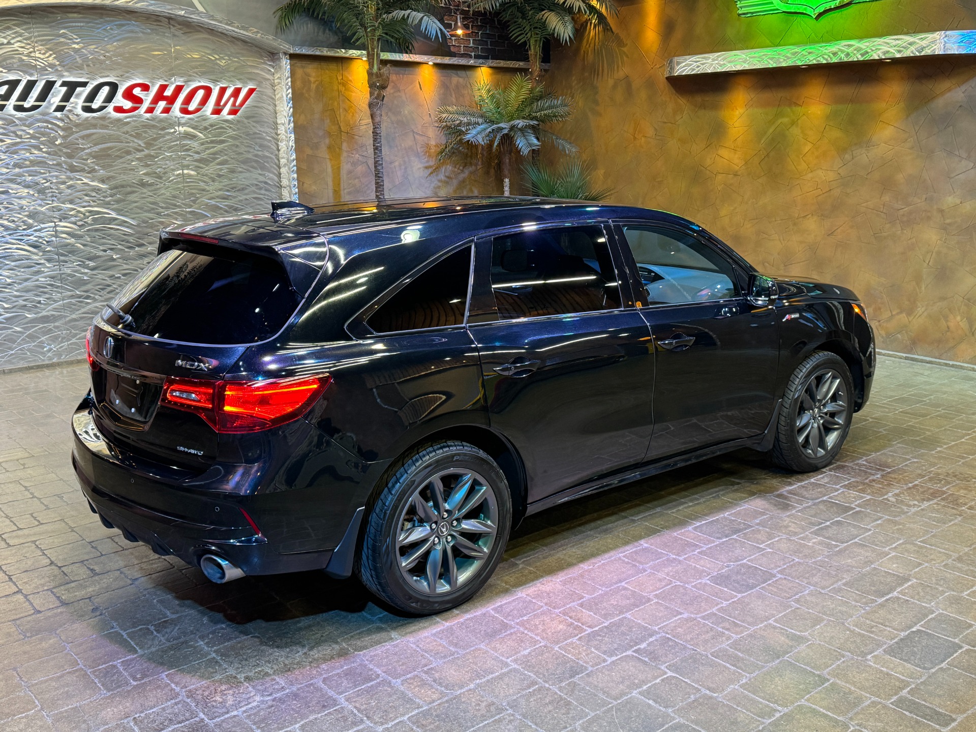 used 2020 Acura MDX car, priced at $37,199