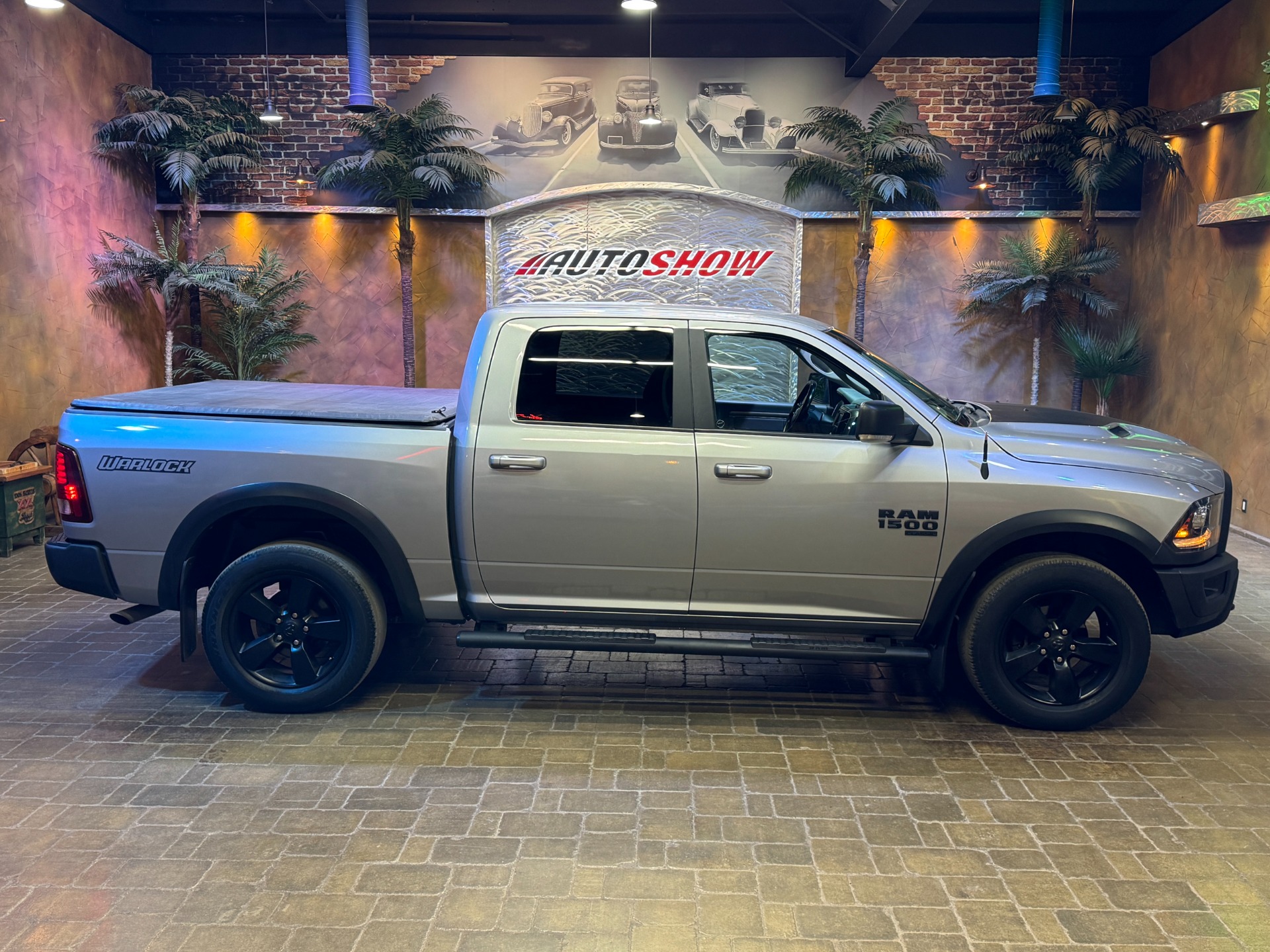 used 2019 Ram 1500 Classic car, priced at $35,999