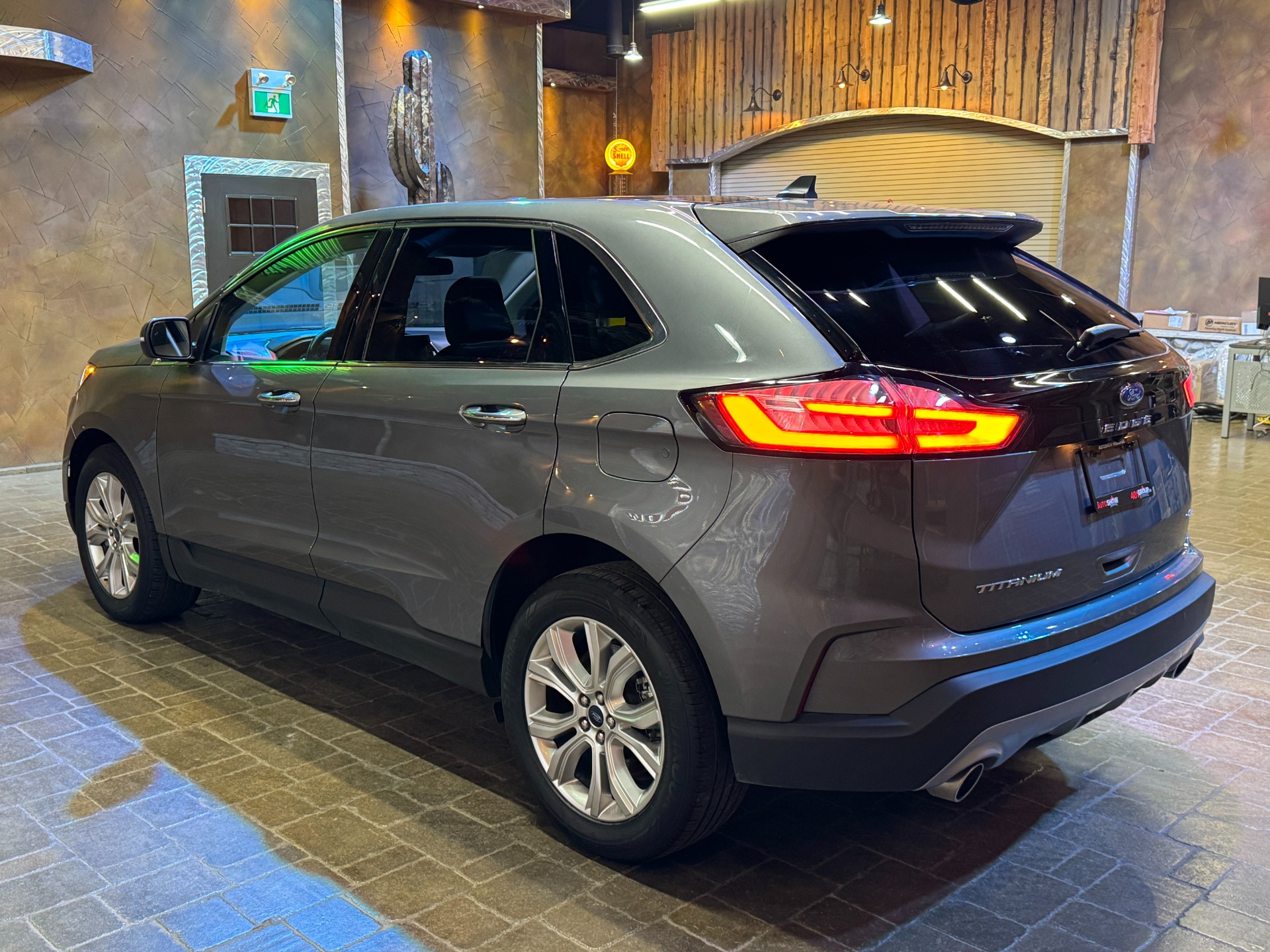 used 2022 Ford Edge car