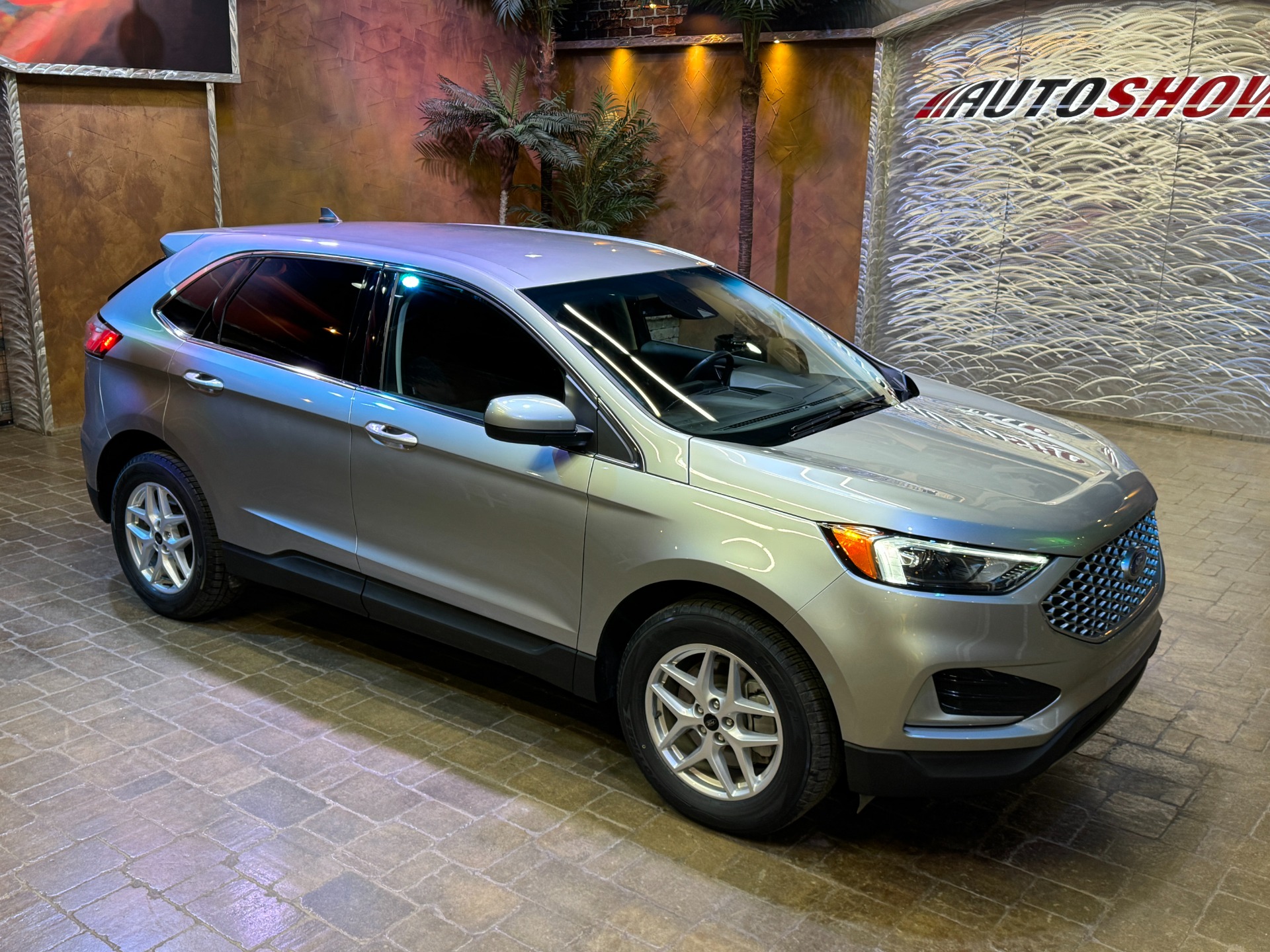 used 2023 Ford Edge car, priced at $32,406