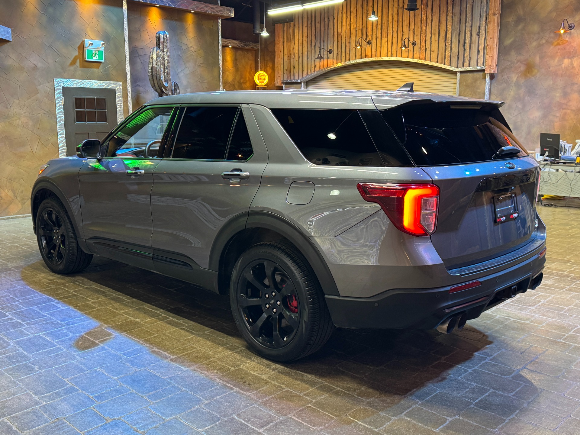 used 2022 Ford Explorer car, priced at $55,490