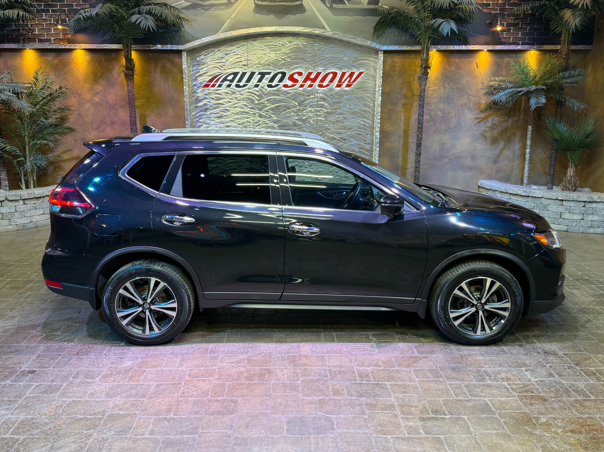 used 2020 Nissan Rogue car