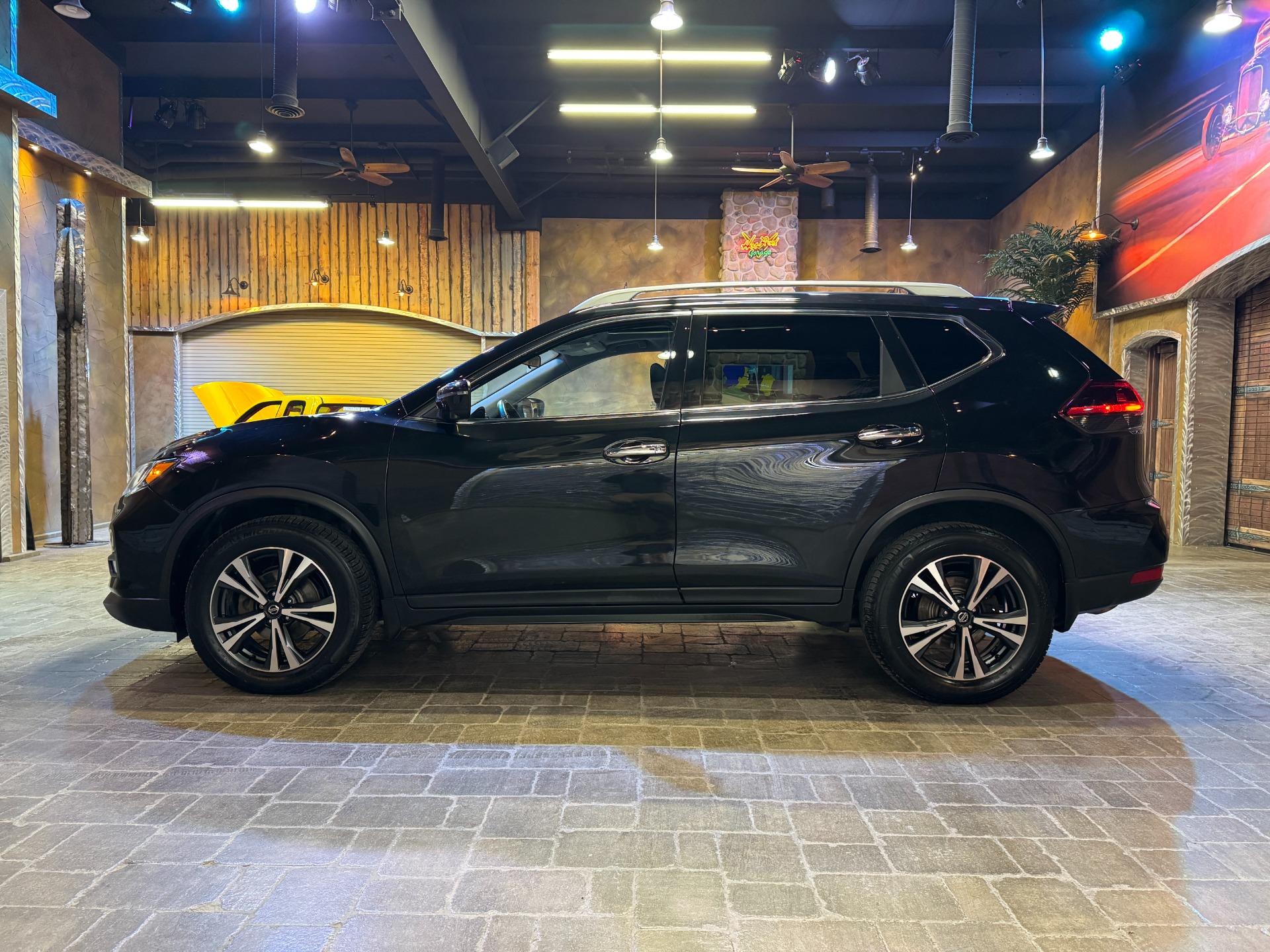 used 2020 Nissan Rogue car