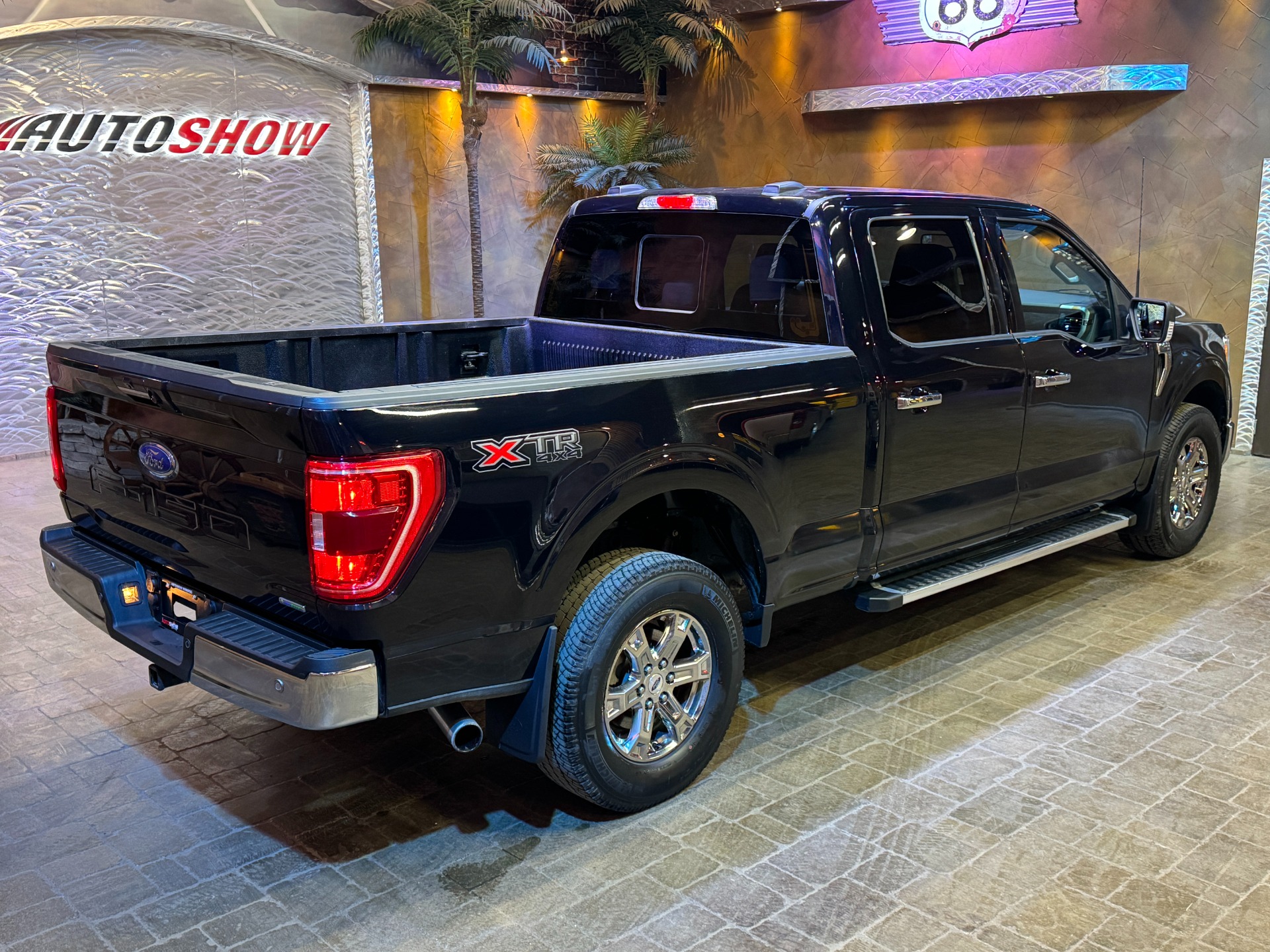 used 2022 Ford F-150 car, priced at $39,291