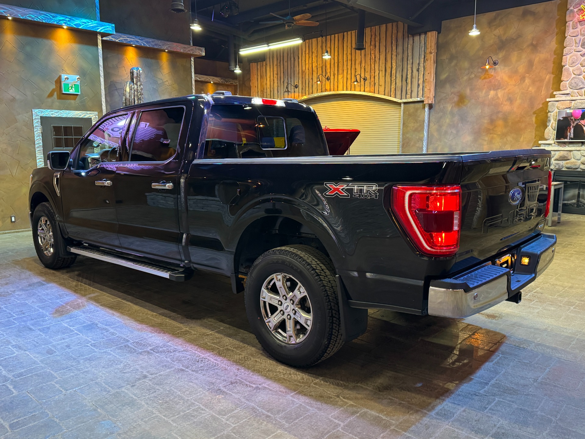 used 2022 Ford F-150 car, priced at $39,291