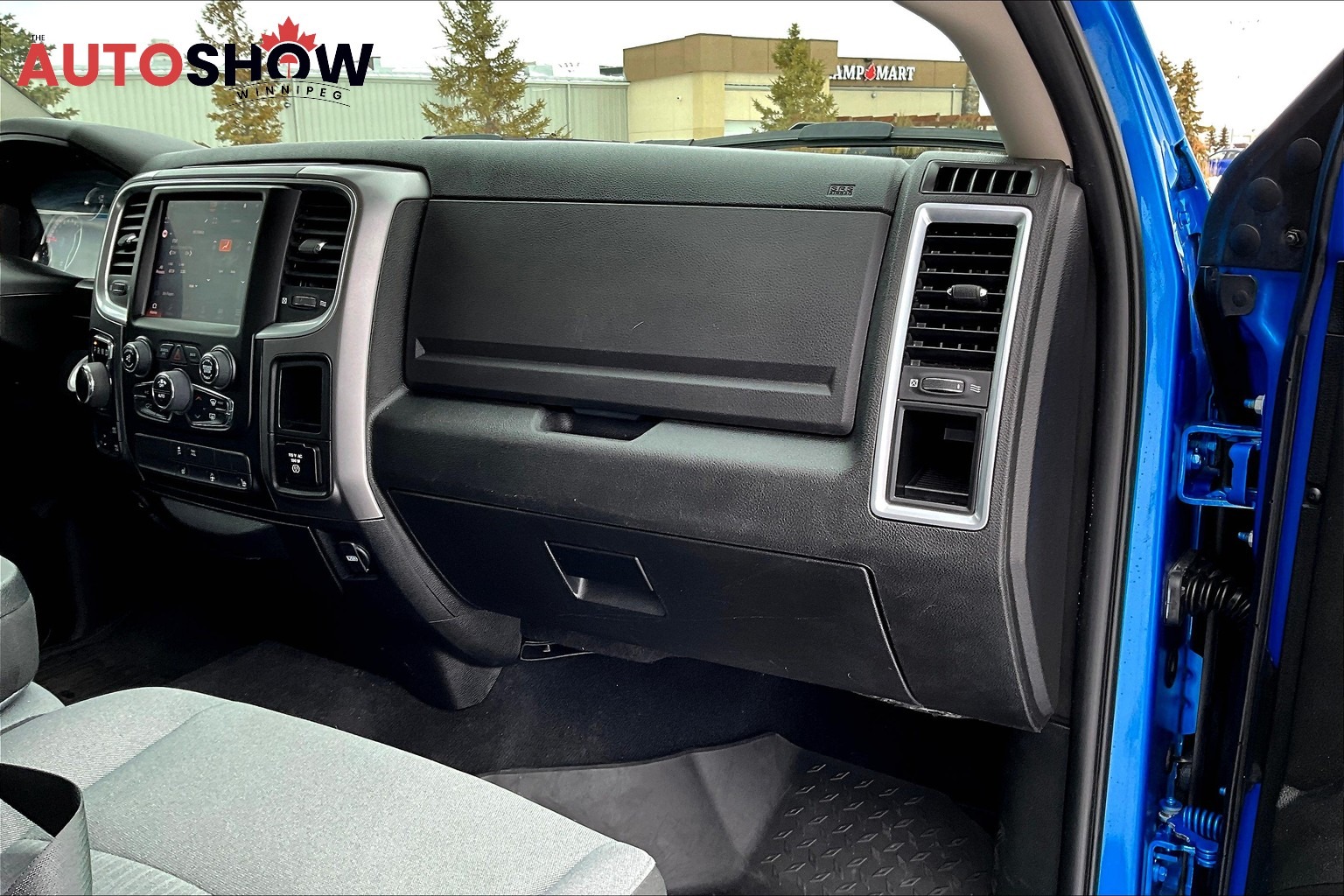 used 2022 Ram 1500 Classic car, priced at $39,577